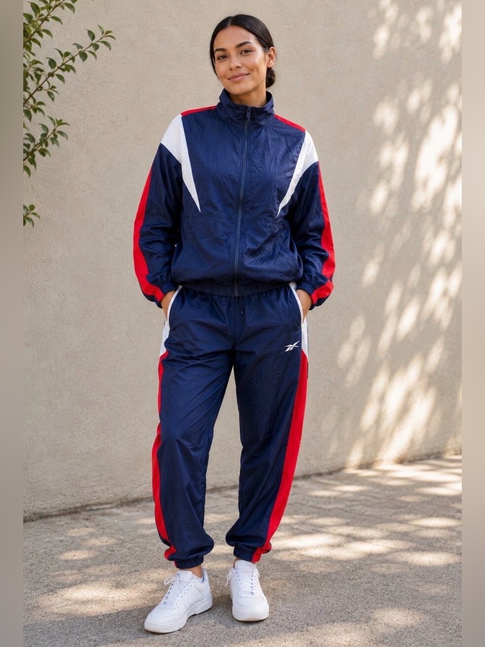 Reebok Women's XS Colorblock 2 Pc Tracksuit Jacket Jogger Pants Navy Red NWT